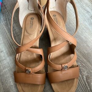 Gianni Bernini Wedge Sandals
